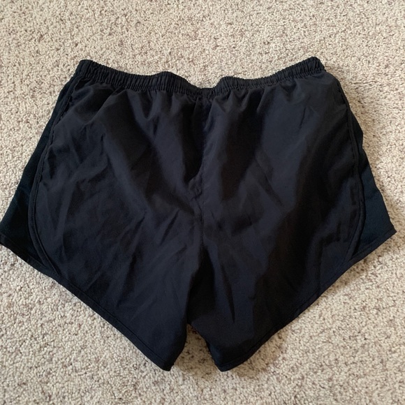 nike black running shorts - Picture 3 of 3